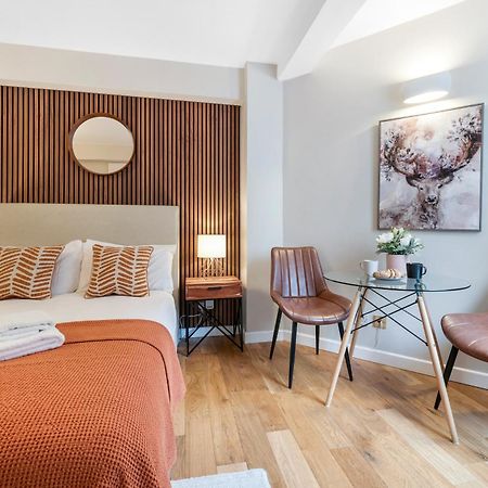 Elegant Apartment In Chelsea Londra Esterno foto
