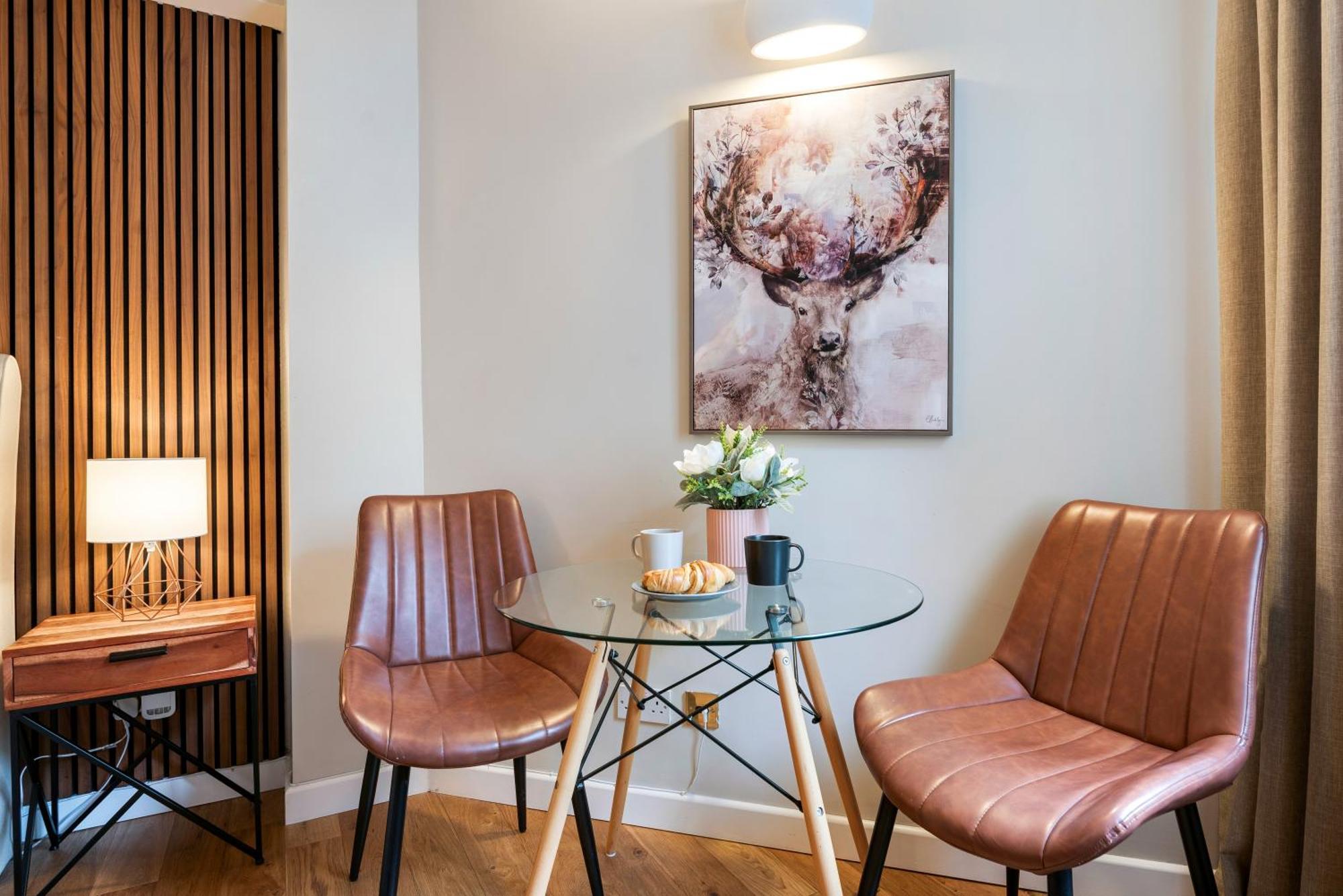 Elegant Apartment In Chelsea Londra Esterno foto